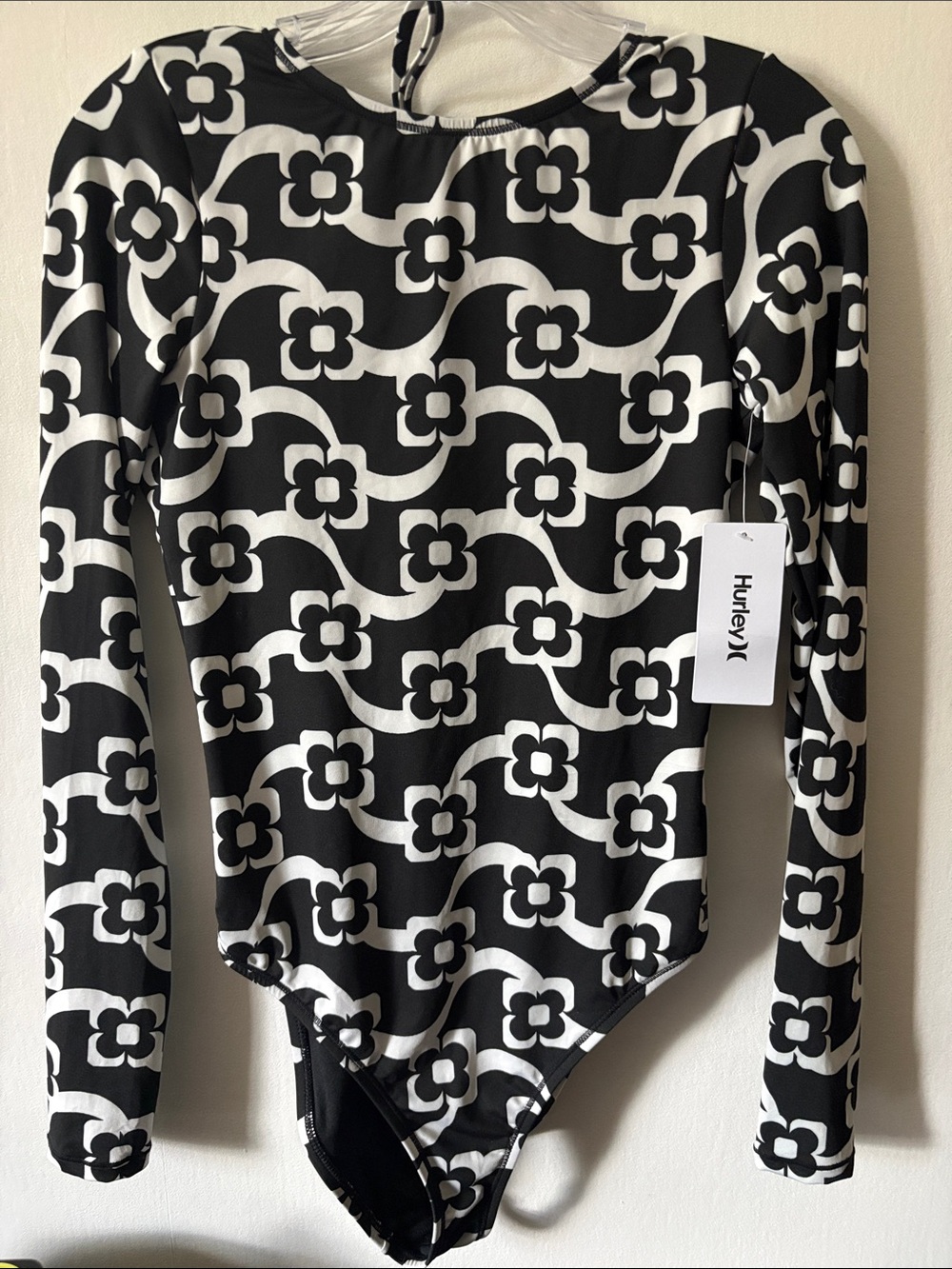 Hurley Black & White Floral Chain Long Sleeve Bodysuit